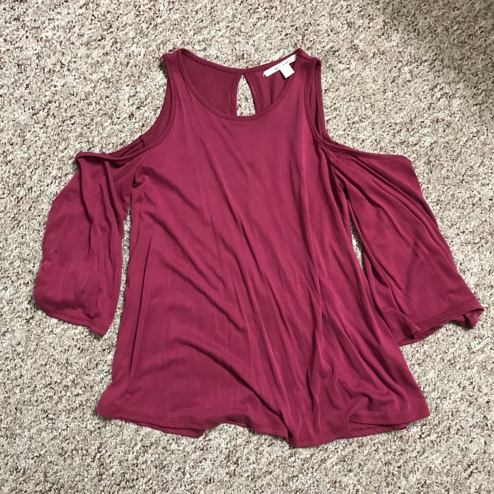 Cutout Top